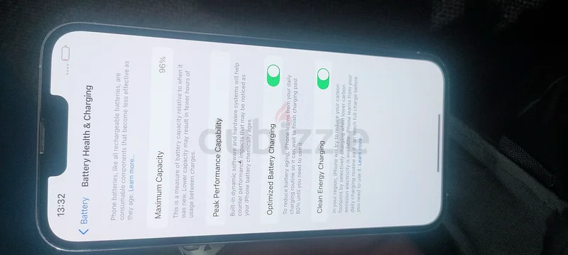 بطارية آيفون في حالة ممتازة - سعة 99٪!63217826660610110