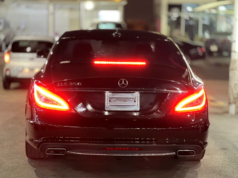Mercedes-Benz CLS350_Year 2012_KMs-90000_V6_Japanese specs_No accident_custom paper63164313824641113