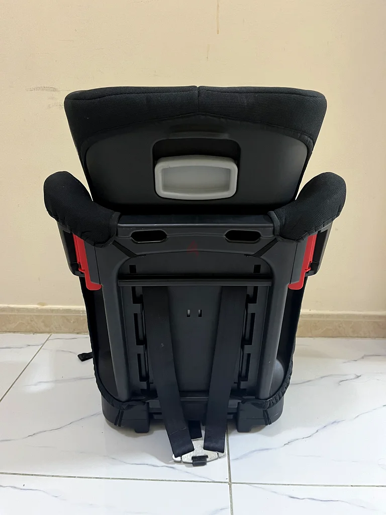 Joie Safe and Stylish Baby Car Seat for Sale63230193000065111