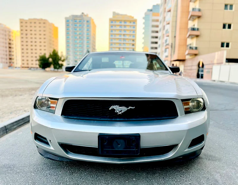 A Very Clean And Beautiful FORD MUSTANG 2012 SILVER SOFT TOP CONVERTIBLE V6 ENGINE REF. 103763168972504963112