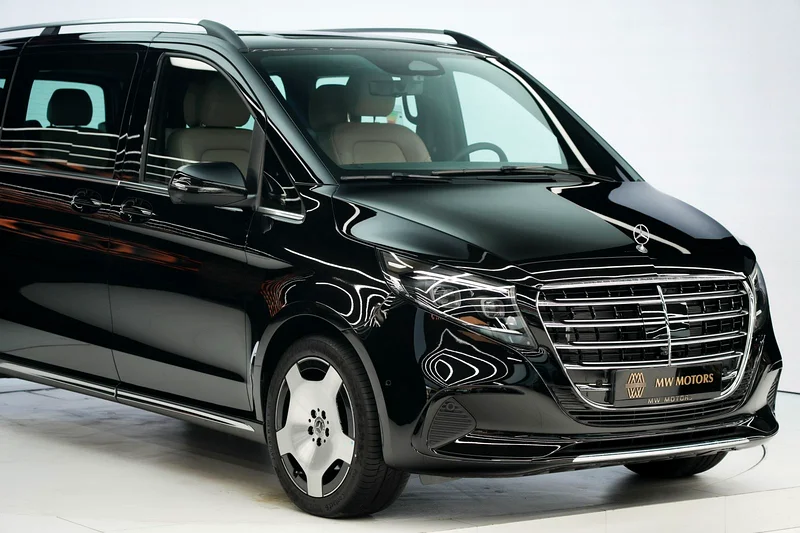 Mercedes-Benz V 300 Exclusive | 2025 GCC 0km | Agency Warranty63163857131265112