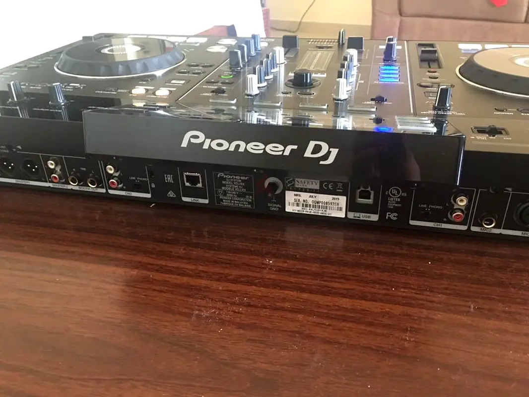 Controller pioneer XDJ RX63229681265283115