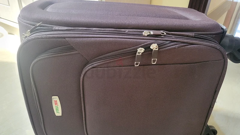 4 tire hand carry with trolley, fits as cabin baggage63239606048515111