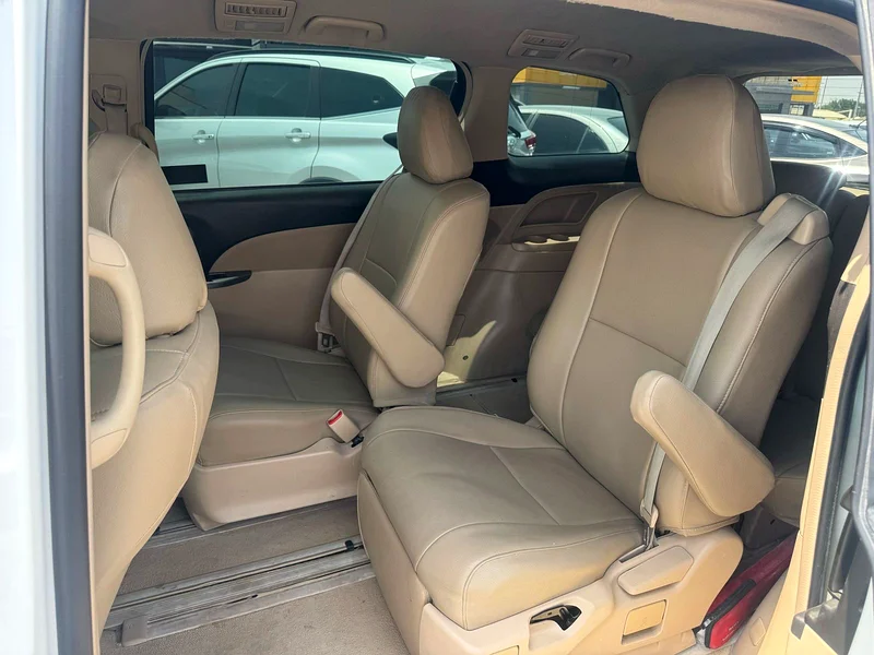 تويوتا بريفيا 2018، لون أبيض، سيارة خليجية معتمدة63147207676161113