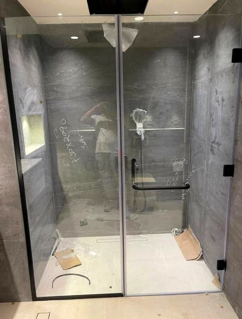 Glass and  aluminium work62935676947457111