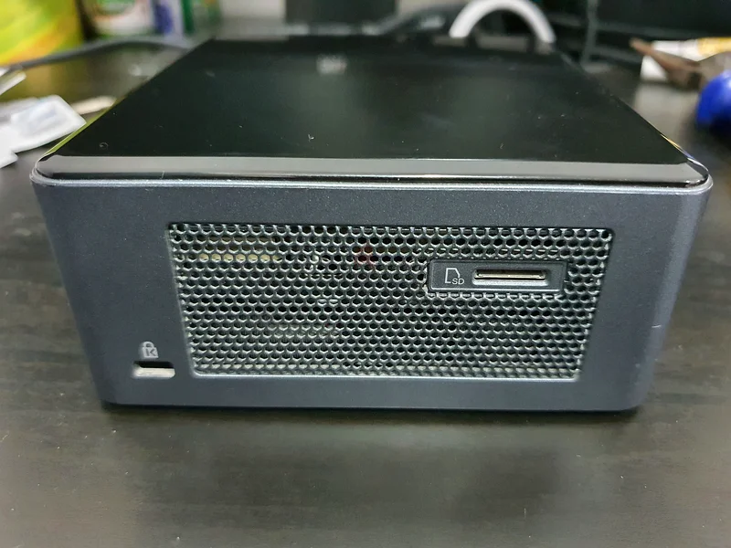 Intel Nuc NUC8I5BEH63257634932225112