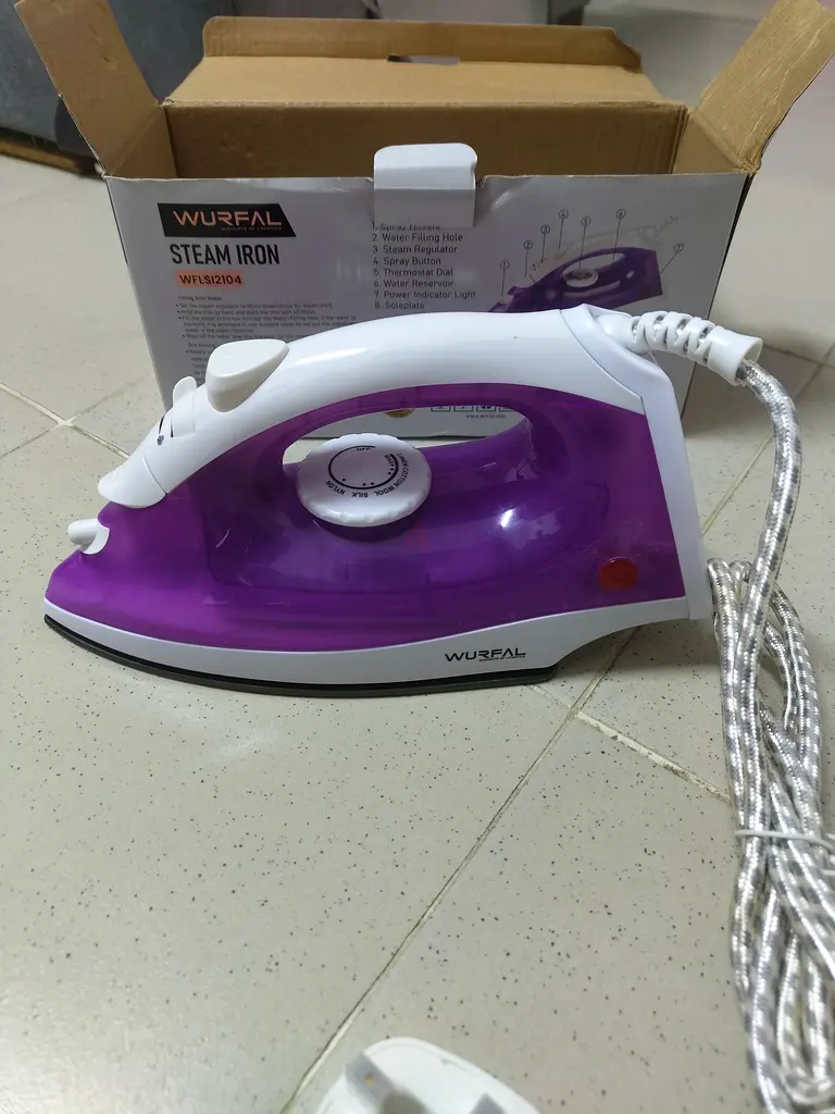Wurful Steam Iron63253468293121113