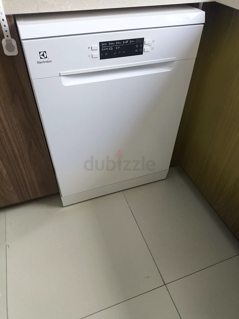 Efficient Electrolux Dishwasher for Sale!632508232518421118