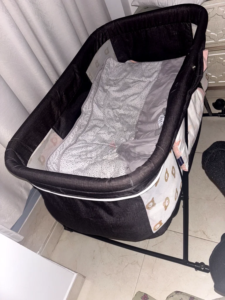 Baby bed63267358494467111