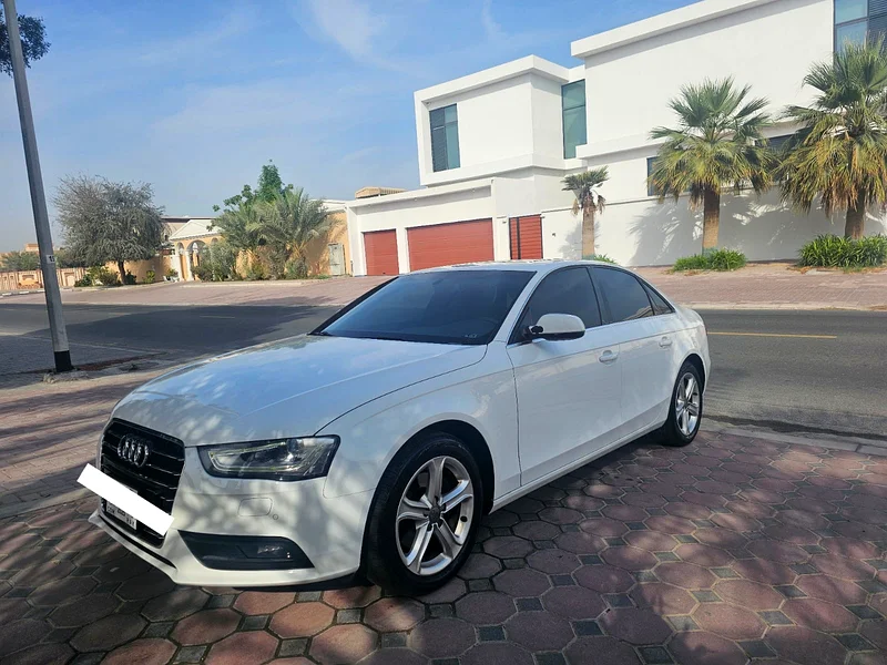 Best price audi a4 full options gcc top clean in out great driving63224790238209111