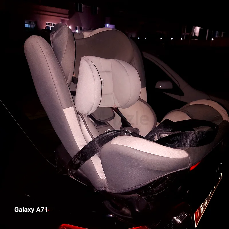 Baby car seat is for sale.item in good condition63205892400130111