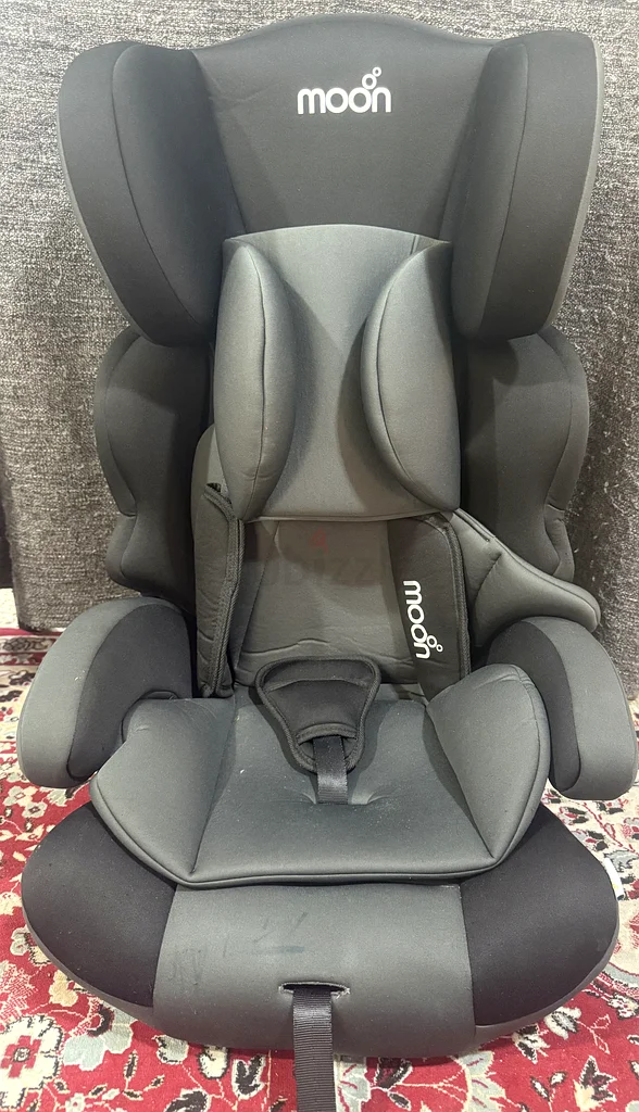 Kids Car Seat with perfect condition used for less than 3 months.63230193100546112