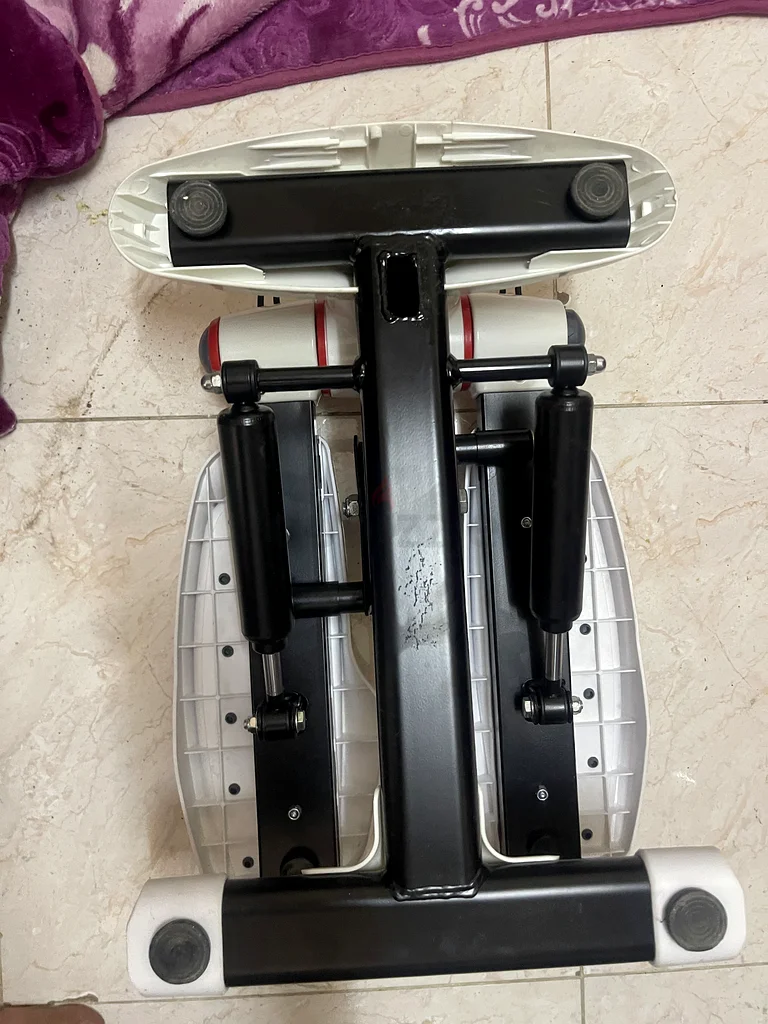 أعد إحياء قدميك باستخدام جهاز تدليك القدم الفاخر هذا - للبيع!63243682148739111