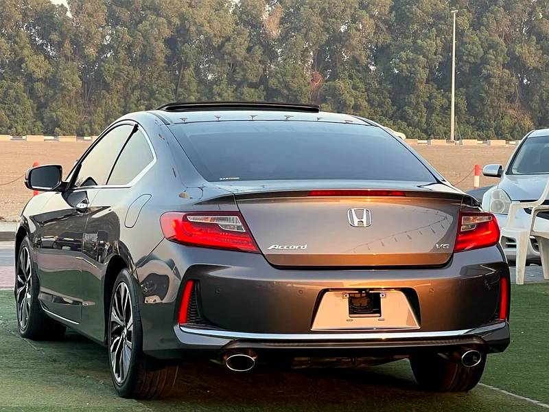 Honda Accord Gulf model 201663223316368131114