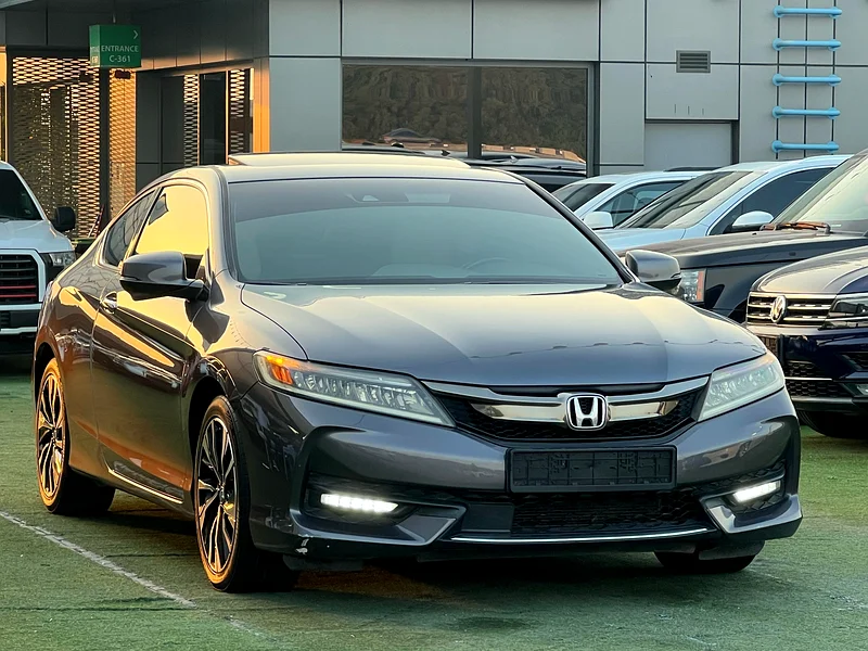 Honda Accord Gulf model 201663223316368131112