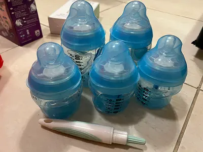 Tommee Tippee Advanced Anti-Colic Baby Bottles - Set of 3