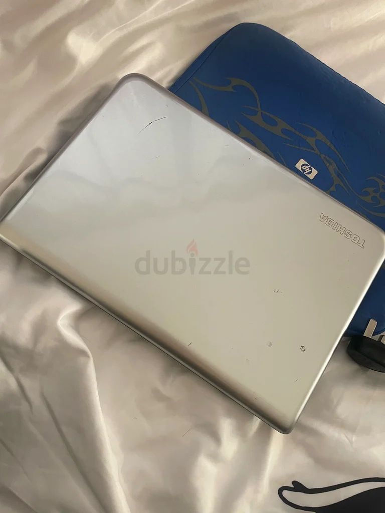 Lapto Toshiba63258147491842111