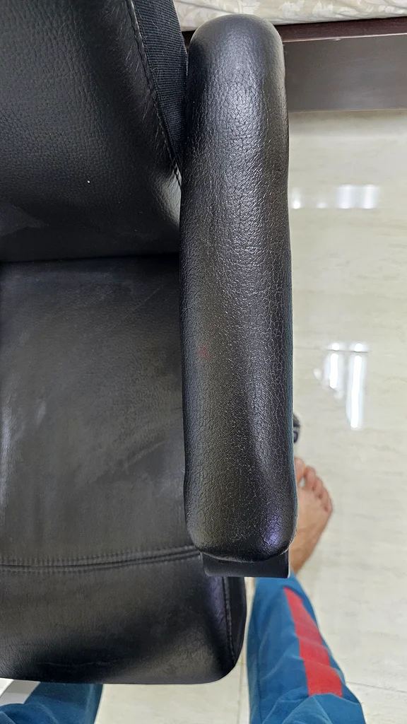 Stylish IKEA Office Chair - Comfort Meets Modern Design63211913798658113