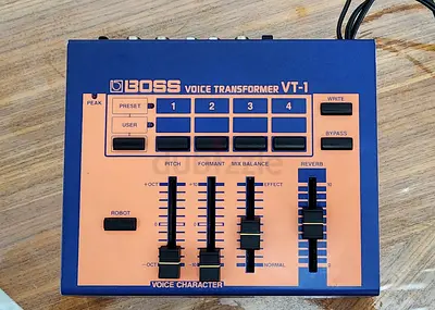 BOSS VOICE TRANSFORMER VT 1