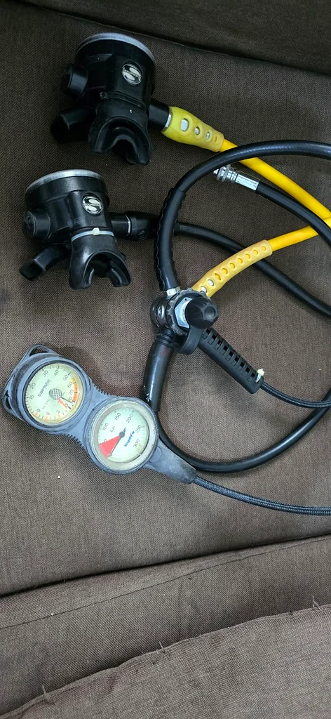 Diving equipment63242691383681113