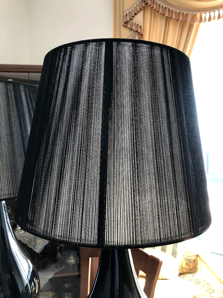 Elegant Black Table Lamp - Illuminate Your Space!63179385319426112