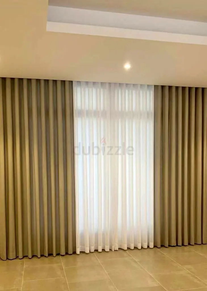 Curtain63220821802882112