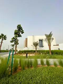 Luxury 3 BR Beachside Villa Near the Beach in Marbella , Mina Al Arab