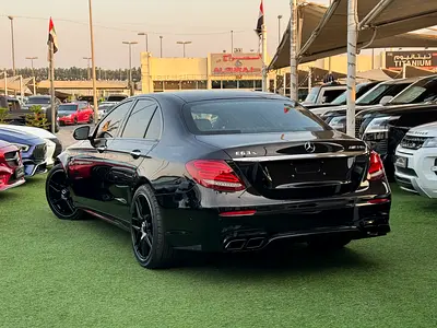 2018 Mercedes-BENZ E-CLASS 缩略图 5