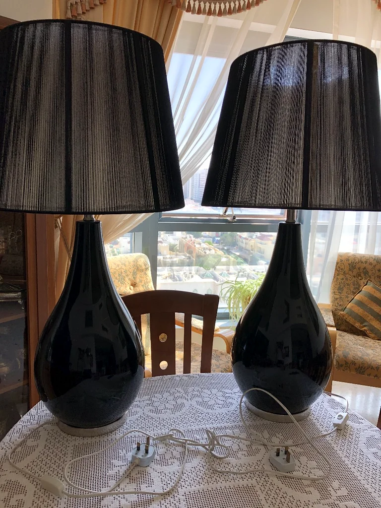 Elegant Black Table Lamp - Illuminate Your Space!63179385319426114