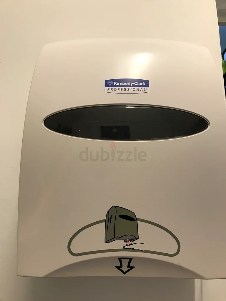 Kimberly clark tissu dispenser with sensor63188652167427111