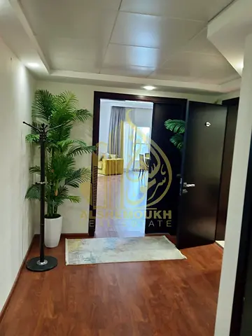 3 Bedrooms/maid Room/store/balcony/sea View/dinning Room