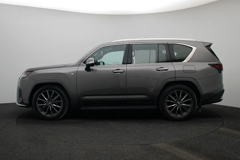 LX600 SUV P 3.5L T AT F Sport Prestige63149580361602114