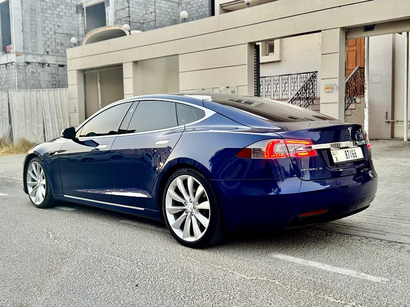 تيسلا موديل S 90D مواصفات مجلس التعاون الخليجي ضمن الضمان63134498175363113