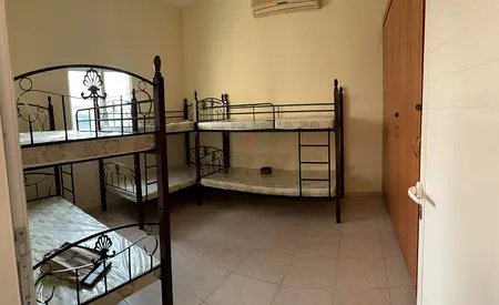 Executive Bed Space Avalible - Near AbuBaker Metro