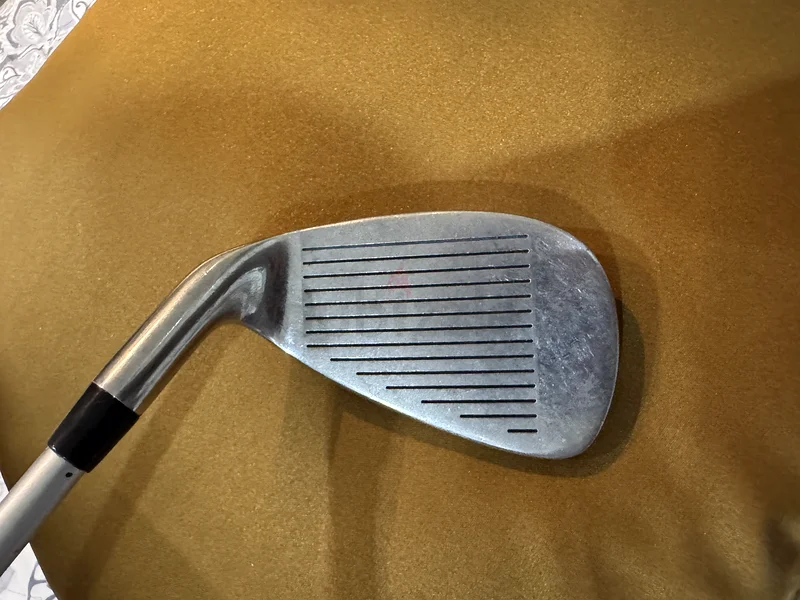 Ladies Magia 7 Iron, Lightweight Graphite Shaft (L Flex) RH Right Handed Golf Club63170403945089111