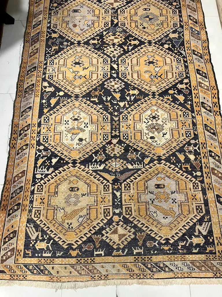 Authentic Vintage Middle Eastern Rug - Unique Design!63180365920771114