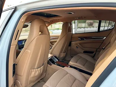 2014 Porsche PANAMERA — миниатюра 8