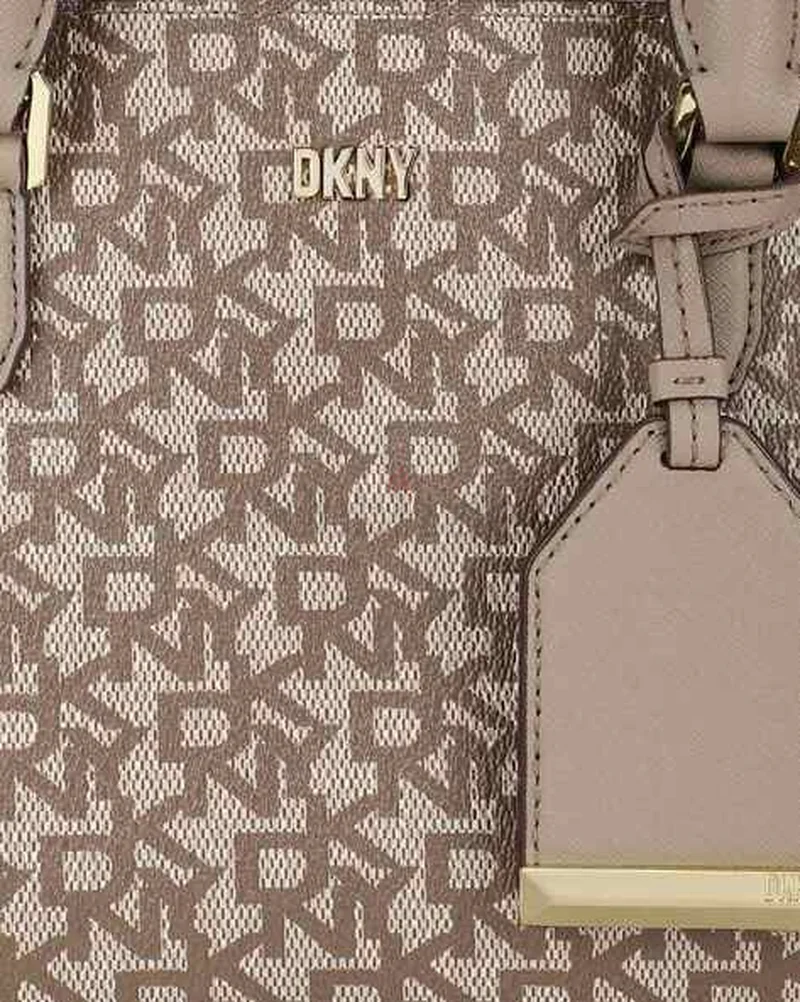 حقيبة DKNY مونوجرام بيجر مستعملة62935675688195114