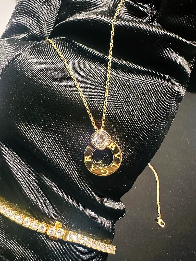 Gold Pendent chain with Lab Diamond63233132803330111