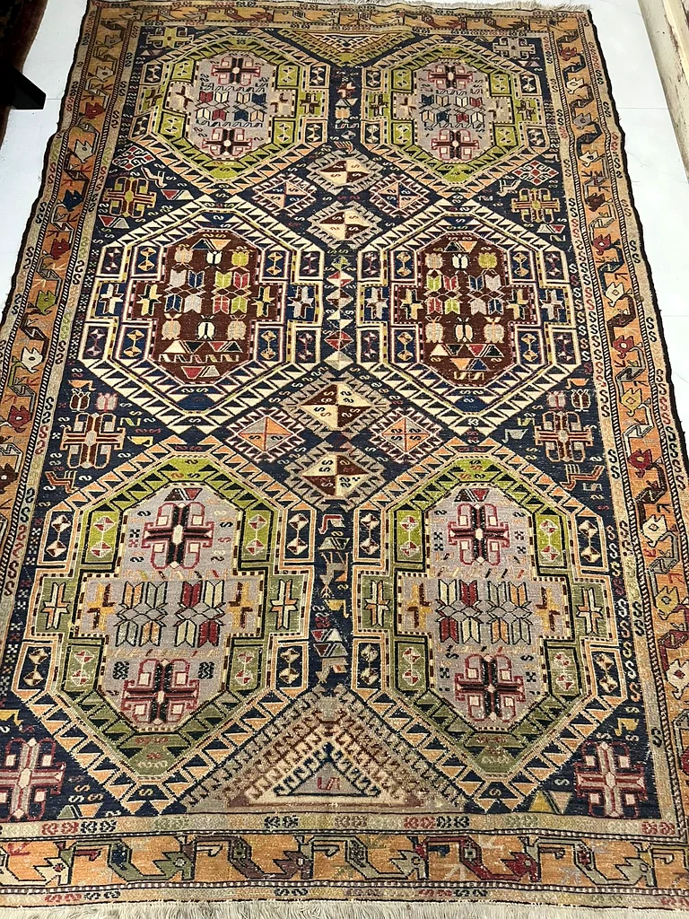 Authentic Vintage Middle Eastern Rug - Unique Design!63180365920771113