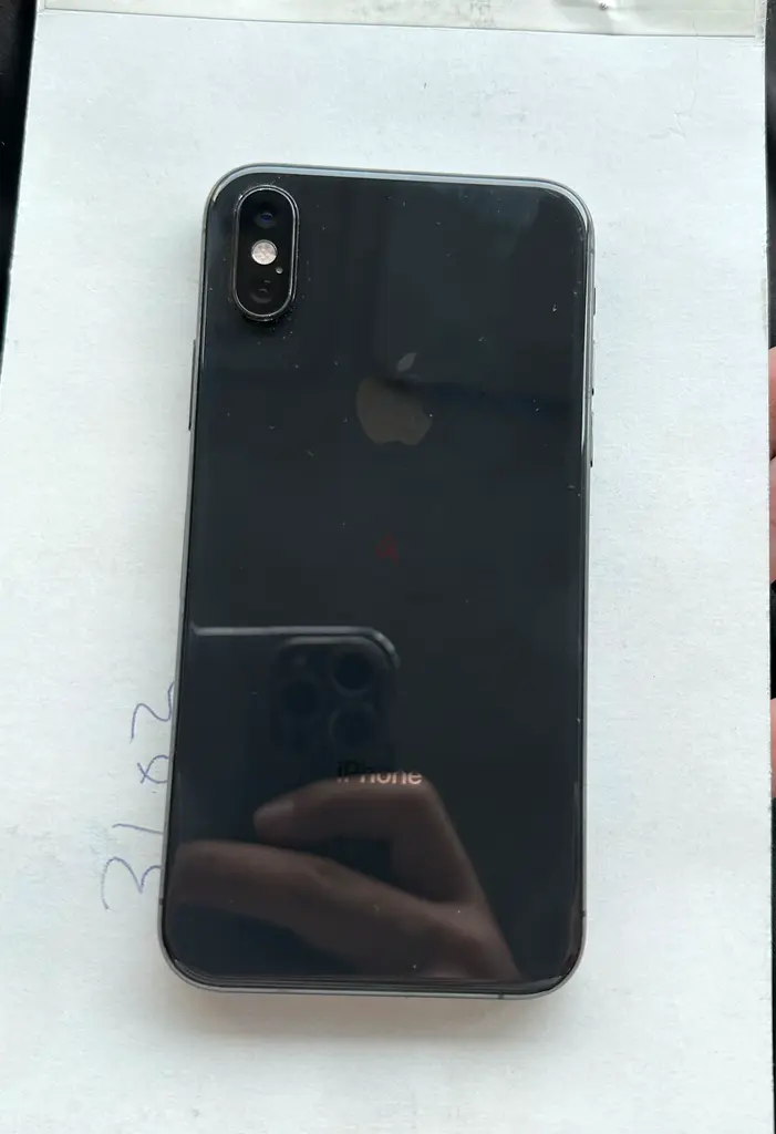 iPhone XS 64 GB