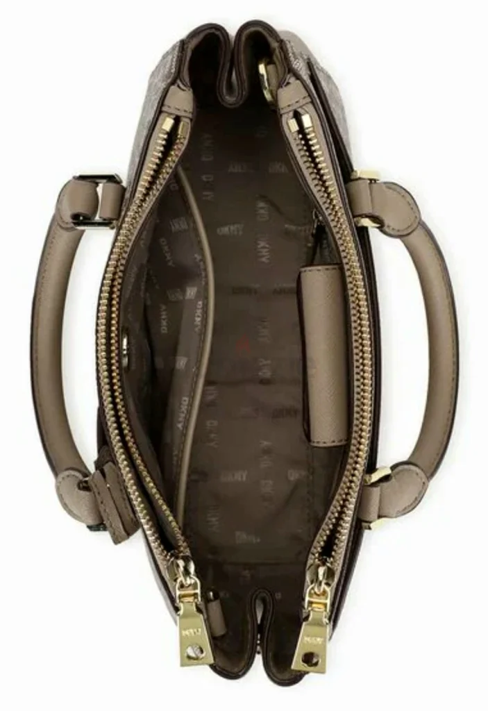 حقيبة DKNY مونوجرام بيجر مستعملة62935675688195113