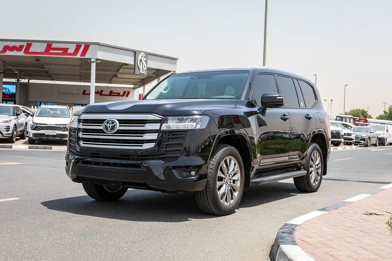 2024 TOYOTA LAND CRUISER GXR 4.0 - 17,000 KM63159714933635112