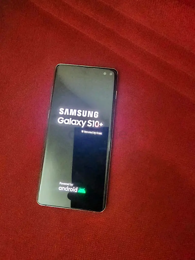 سامسونج جالاكسي S10+ أنيق للبيع - حالة ممتازة!
