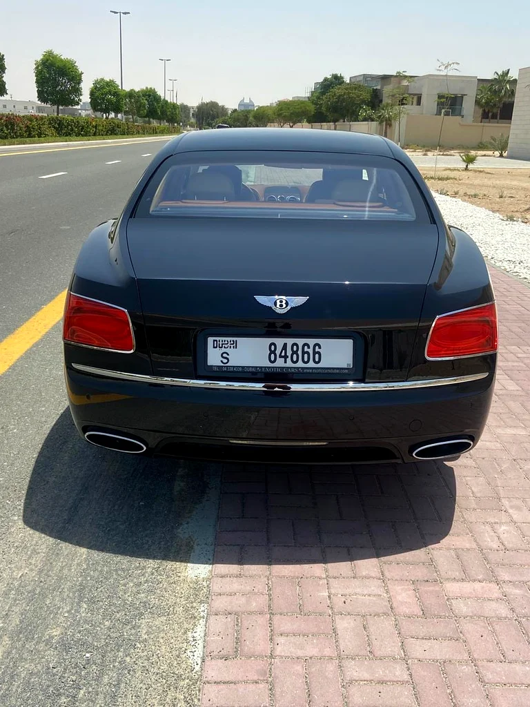 Bentley 2014 flying super GCC one owner no paint no accident63174304183683111