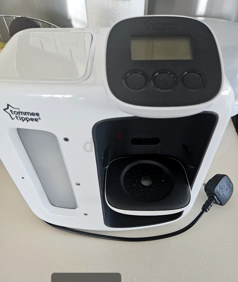 Tommee Tippee Bottle Maker with free MAM bottles and pacifers63194598002562111