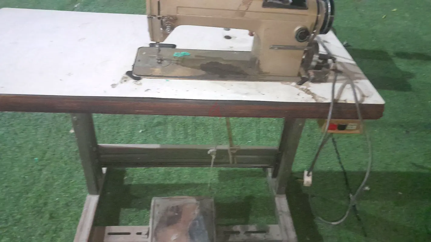 Toyota sewing machine63253973105410112