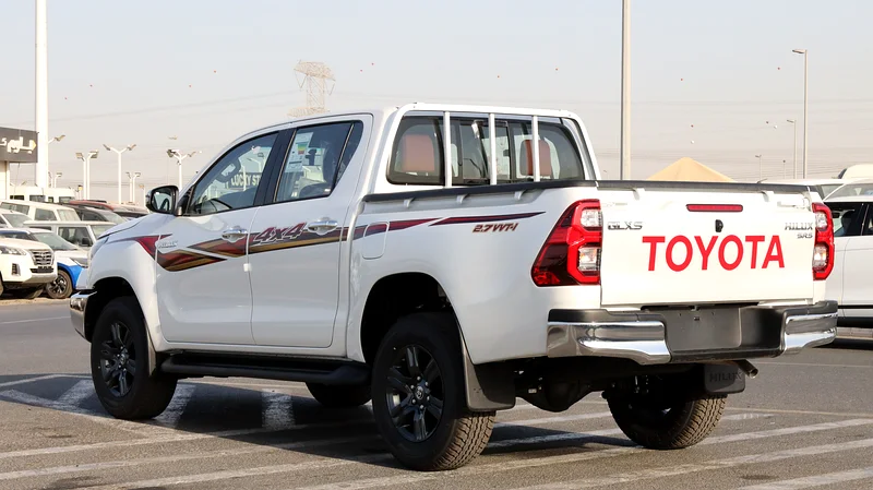 TOYOTA HILUX SR5 2.7L AT 202563488046798465112