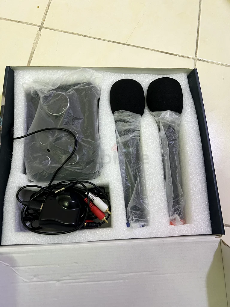 Versatile Audio Mixer for Your Musical Needs63233646156931111