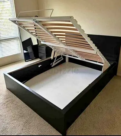 Ikea king size hydraulic bed with Ikea mattress
